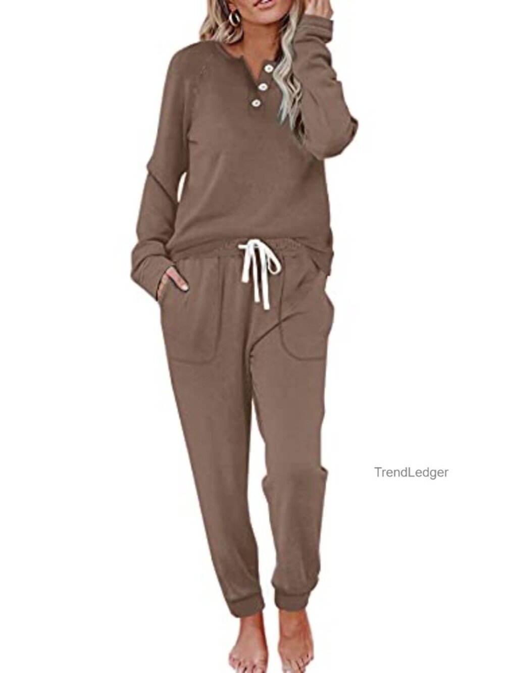 WIHOLL Women's 2-Piece Lounge Set Sweatshirt & Sweatpants with Pockets
